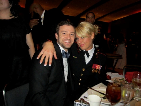 Justin Timberlake en la cena de los marines