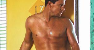 Channing Tatum casi desnudo