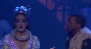 Katy Perry estrena 'E.T.' en 'American Idol'