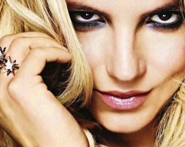 Escucha el Radio Mix oficial de 'Criminal' de Britney Spears