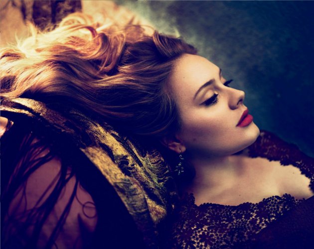Adele empata en semanas en el número 1 con la BSO de 'El Guardaespaldas', en la primera lista Billboard tras la muerte de Whitney Houston