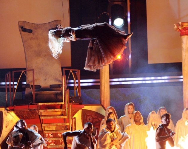 ¿Sorpresa? La Iglesia, furiosa con el exorcismo de Nicki Minaj