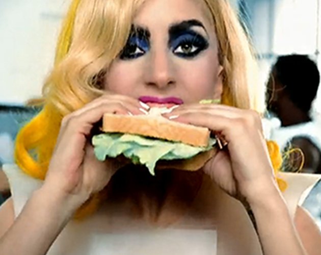 Lady Gaga aparece por fin en el restaurante de sus padres