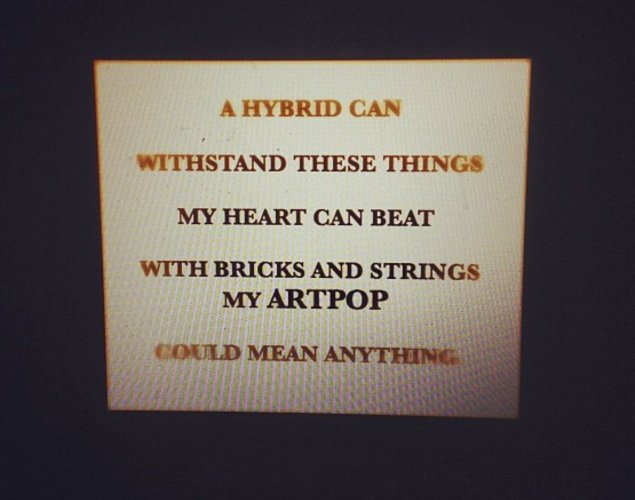 Lady Gaga comparte nuevas lyrics de ARTPOP
