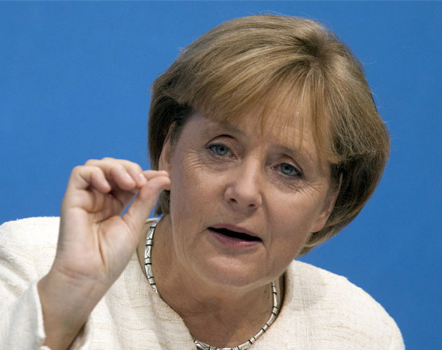 Ángela Merkel se opone a la igualdad de las parejas homosexuales