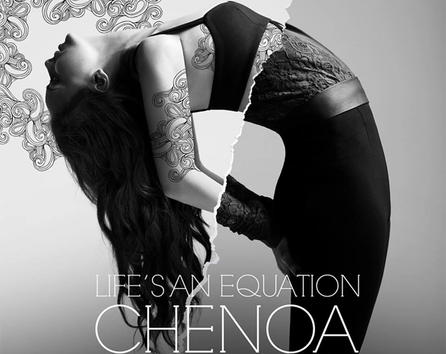 Chenoa vuelve con 'Quinta Dimensión' / 'Life's An Equation'