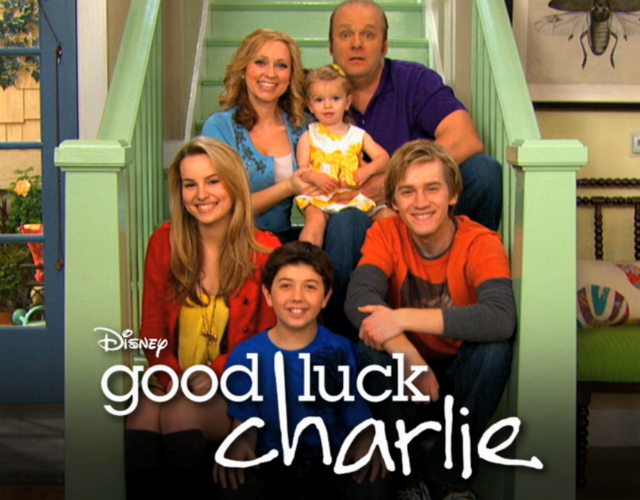 'Good Luck Charlie', la primera serie de Disney Channel con una pareja gay