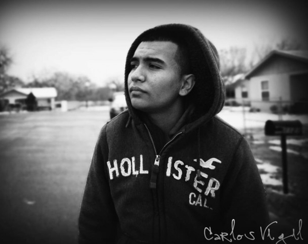 La nota de suicidio de Carlos Vigil, el joven gay que se quitó la vida por bullying