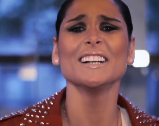 Rosa López estrena el vídeo de 'Momentos'