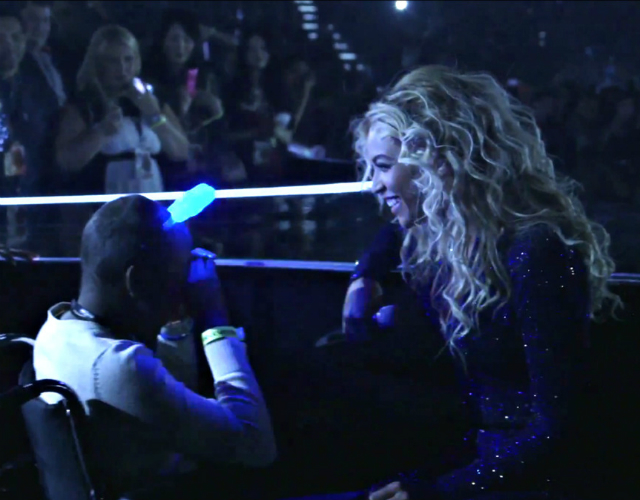 Beyoncé cumple el sueño de una fan y baila para ella