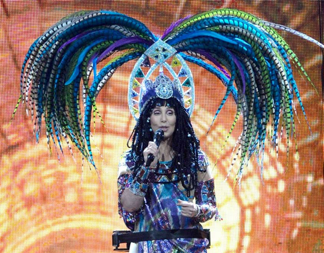 Cher Dressed to kill tour