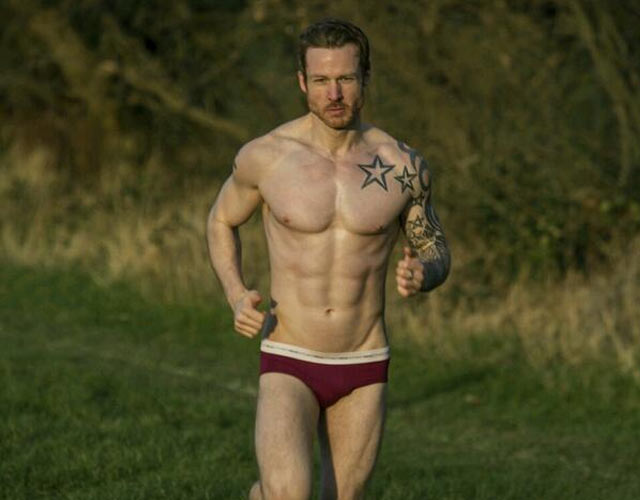 Stuart Hatton desnudo: Mr Gay World es Mr Gay UK