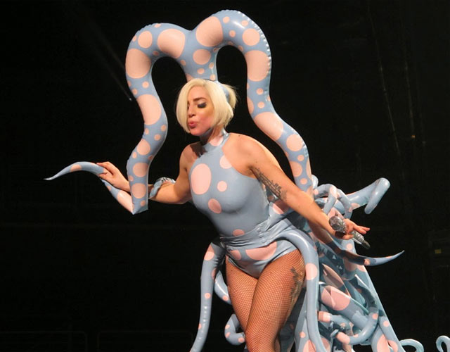 Lady Gaga artRAVE streaming