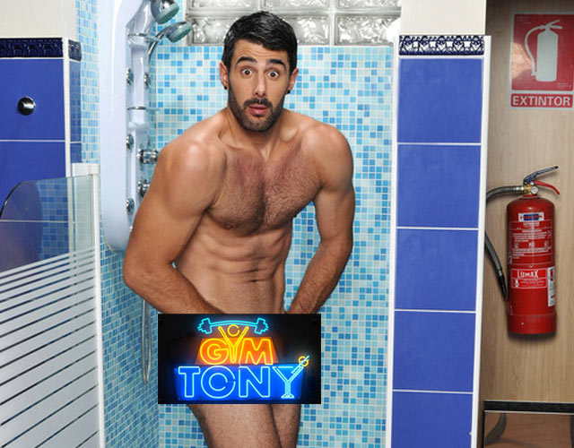 David Amor desnudo para la serie 'Gym Tony'