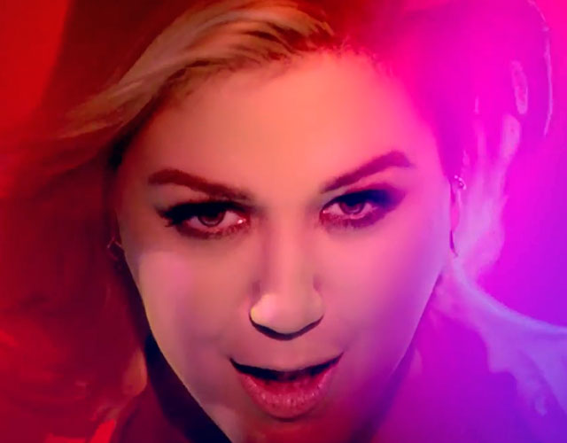 Kelly Clarkson estrena el vídeo de 'Heartbeat Song'