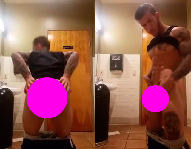Vídeo porno de Michael Hoffman desnudo jugando con su culo en un baño público