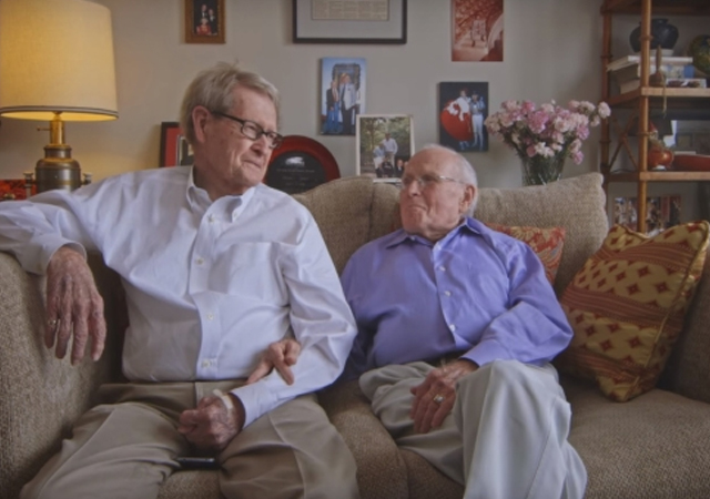 La emotiva historia de dos hombres que esperaron 55 años para casarse