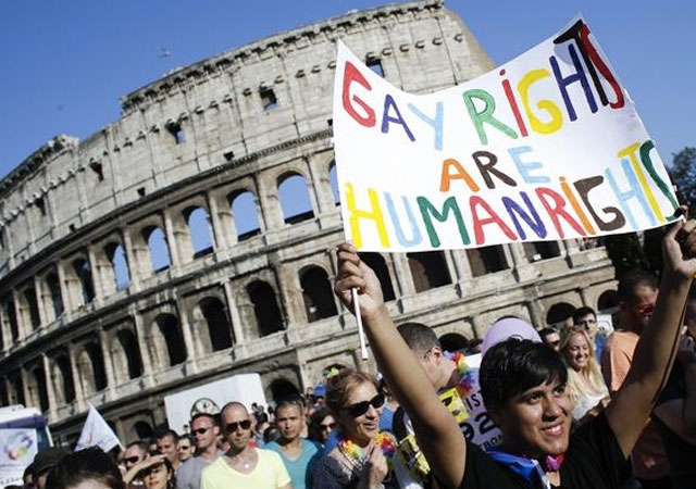 Empiezan con polémica las uniones civiles en Italia