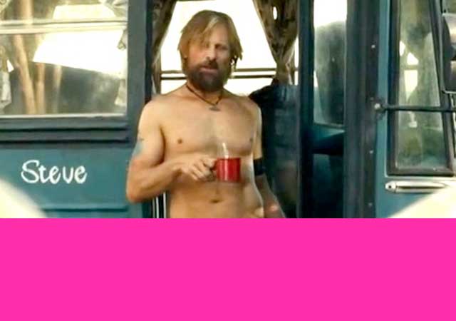 El desnudo frontal de Viggo Mortensen en 'Captain Fantastic'