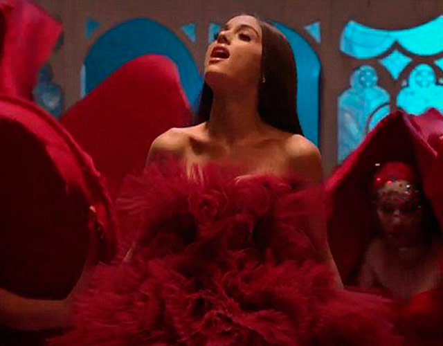 Ariana Grande estrena el vídeo de 'Beauty And The Beast' con John Legend