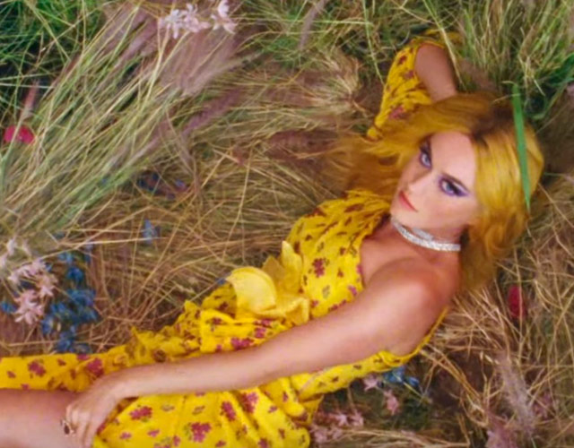Katy Perry, en el vídeo de 'Feels' con Calvin Harris