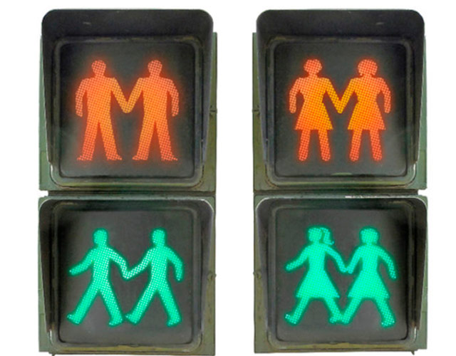 Llegan los semáforos con parejas gays para celebrar el World Pride en Madrid