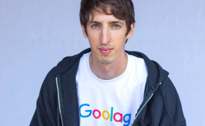 Un ex empleado de Google compara ser conservador con ser gay en los años 50