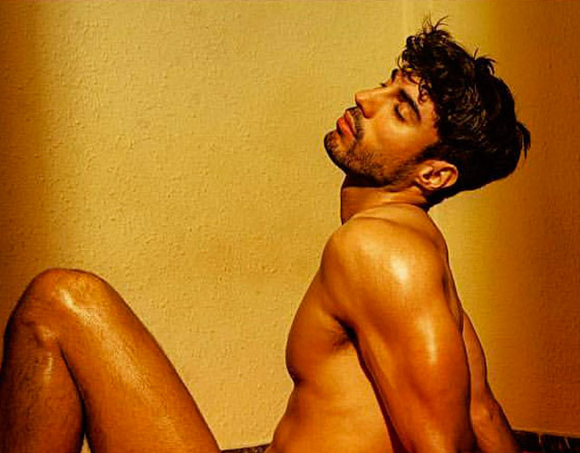 El modelo Gio Iglesias desnudo para Desnudo Magazine