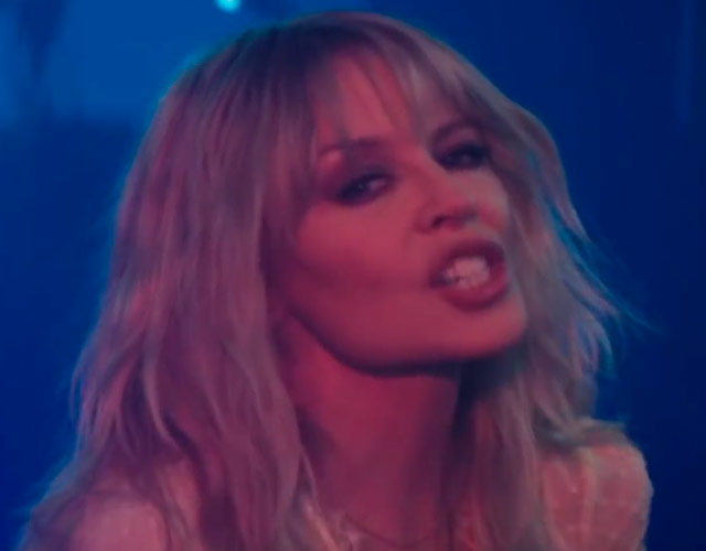 Primer vídeo para 'Stop Me From Falling' de Kylie Minogue