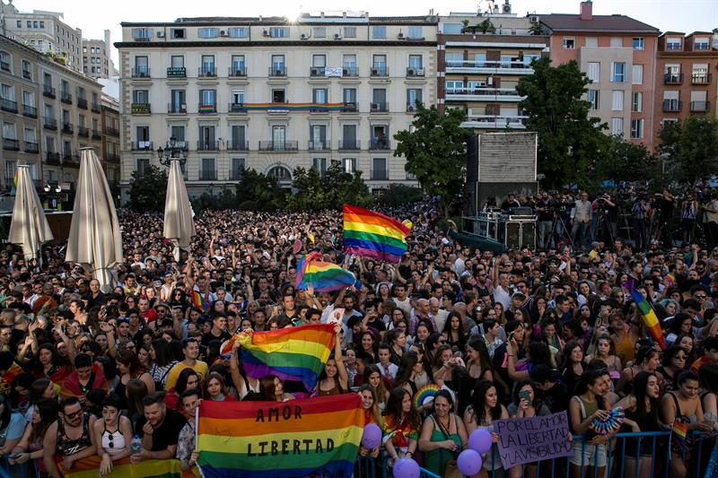 Concentración en Madrid contra el PIN parental