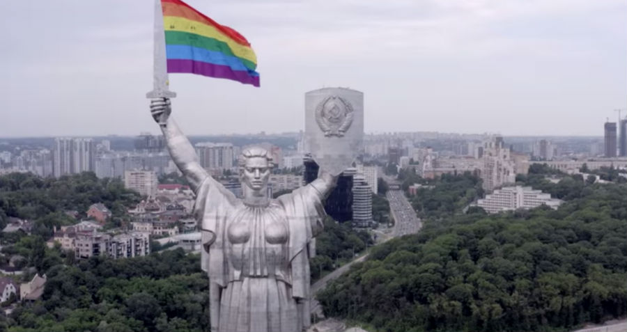 La increíble bandera LGBT en Ucrania