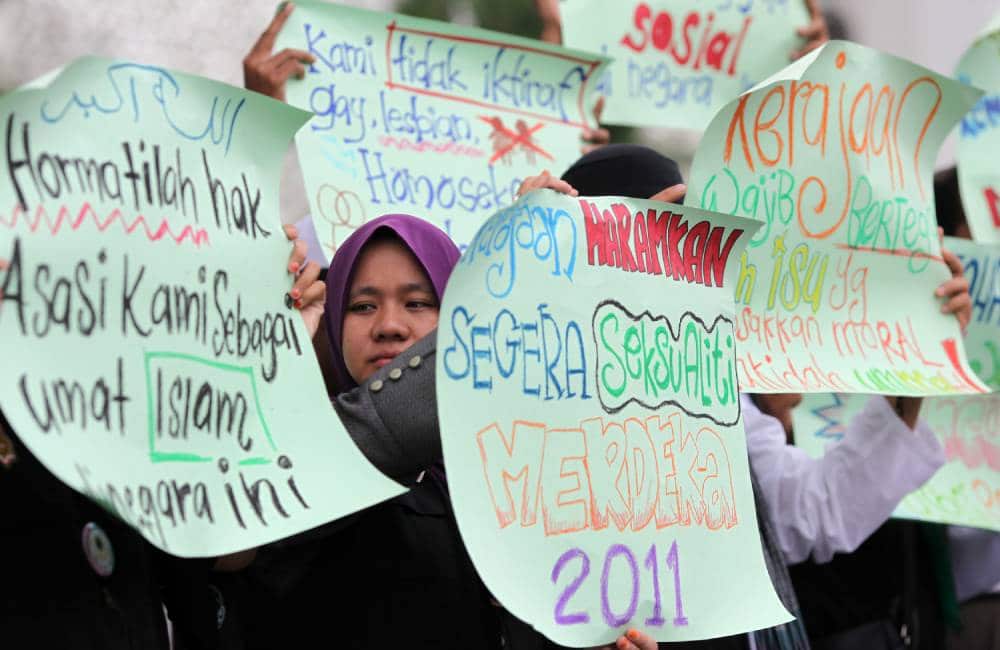 Se insta a Malasia a renunciar al diabólico plan para seguir persiguiendo a personas inocentes LGBT+.