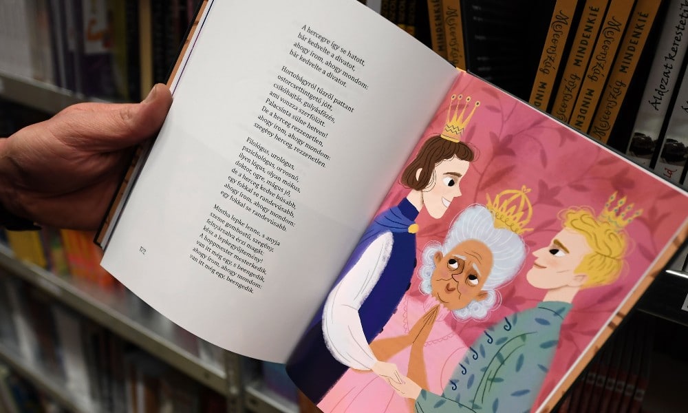 El editor de un libro infantil LGBT+ se ve obligado a huir de Hungría tras recibir amenazas de muerte homófobas