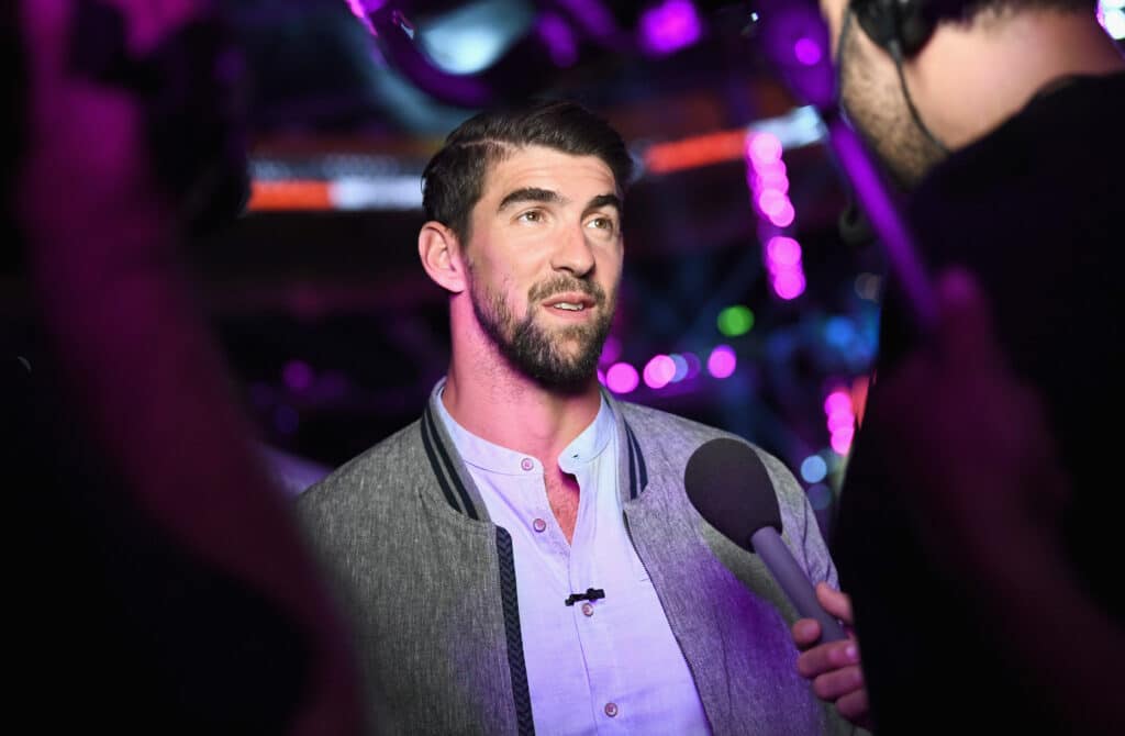 La exnovia trans de Michael Phelps dice que el nadador es un hipócrita