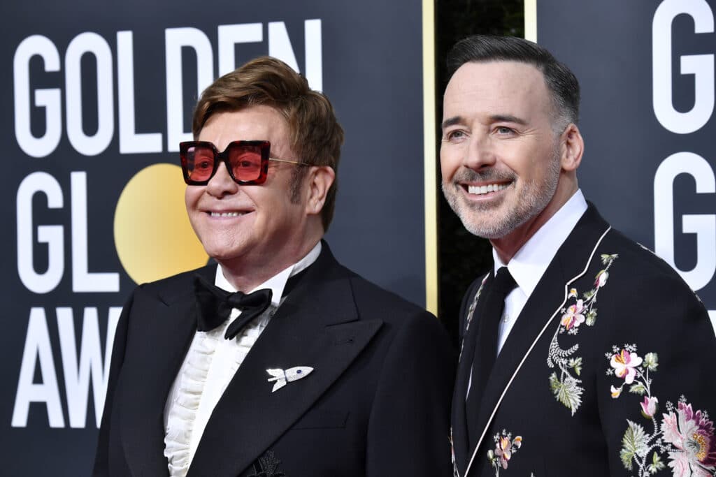 Elton John fue rechazado en un proceso de adopción por ser gay