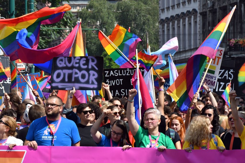 Un diputado bosnio es declarado culpable por incitación al odio LGTB+