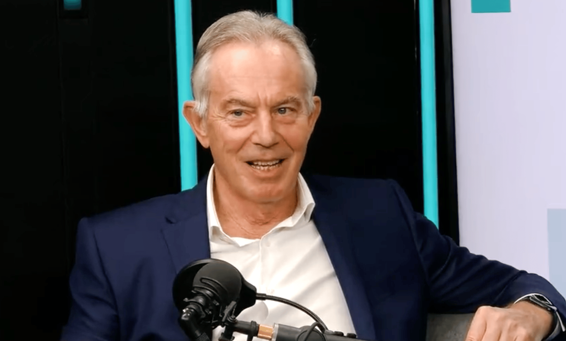 Tony Blair pide que se acaben las protesta por los derechos humanoss en Qatar