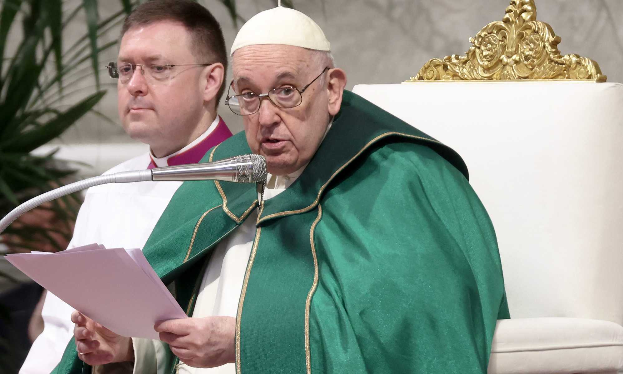 El Papa Francisco insiste en que la homosexualidad es un pecado, pero no un delito