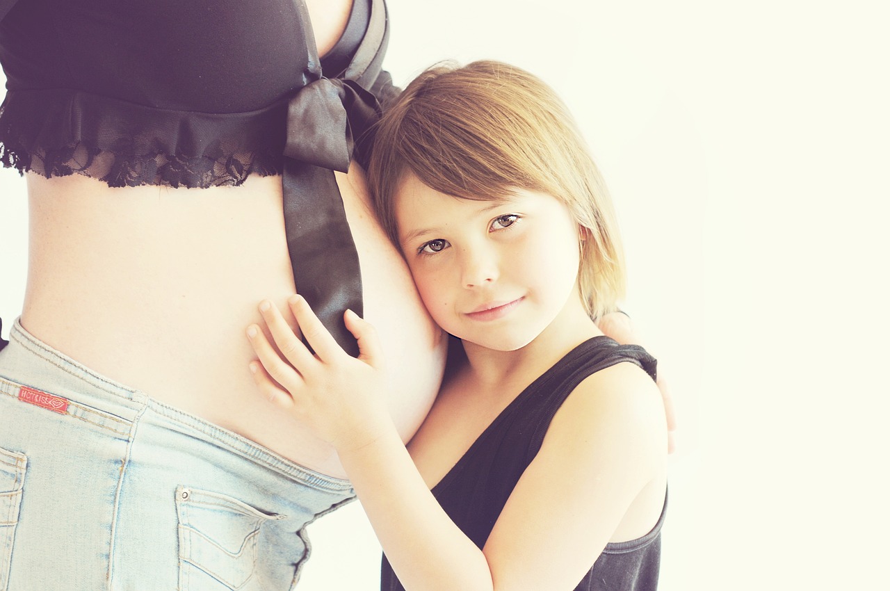 ¿Qué posiciones se deben evitar durante el embarazo?