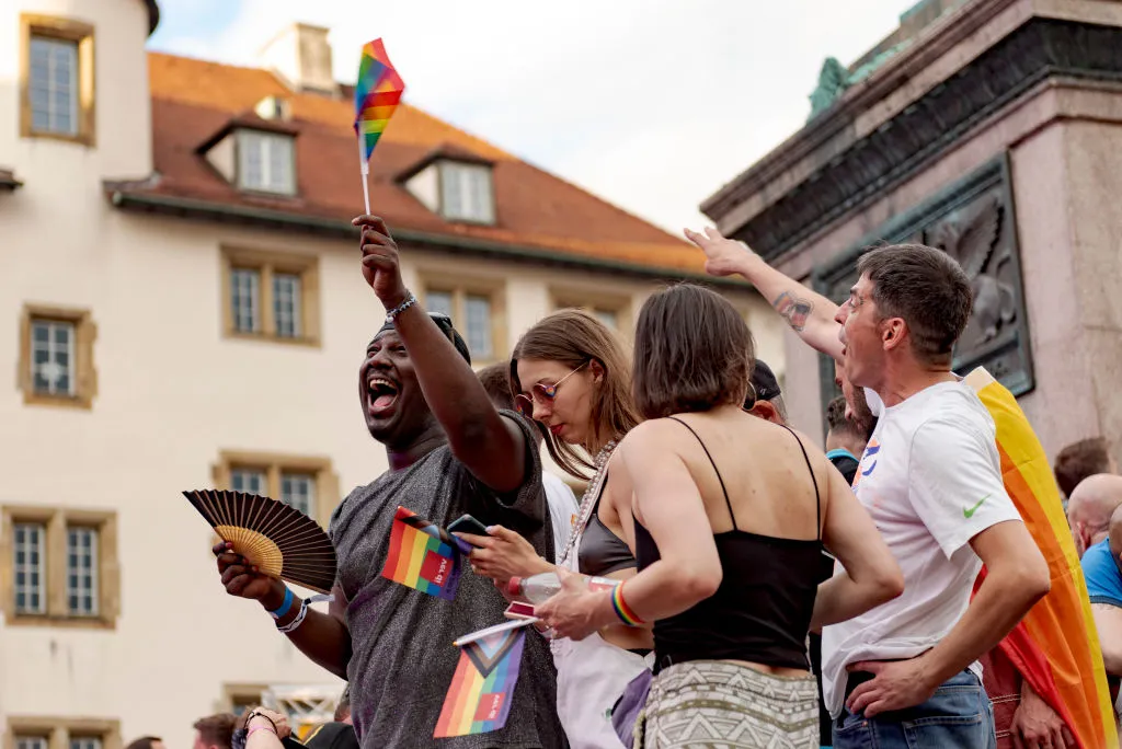 Alemania aprueba una histórica ley de autoidentificación: "Las personas trans existen y merecen reconocimiento"