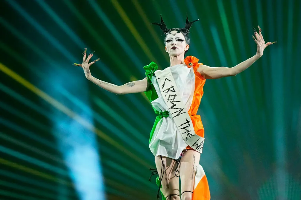 El irlandés Bambie Thug, participante no binario en Eurovisión, apunta con furia a los organizadores: "Que le den a la UER".