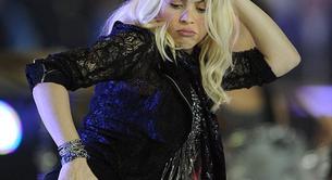 Shakira baila y canta con su barriguita de embarazada en Baku