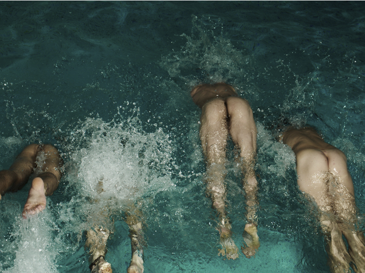 McBusted desnudos en la piscina 