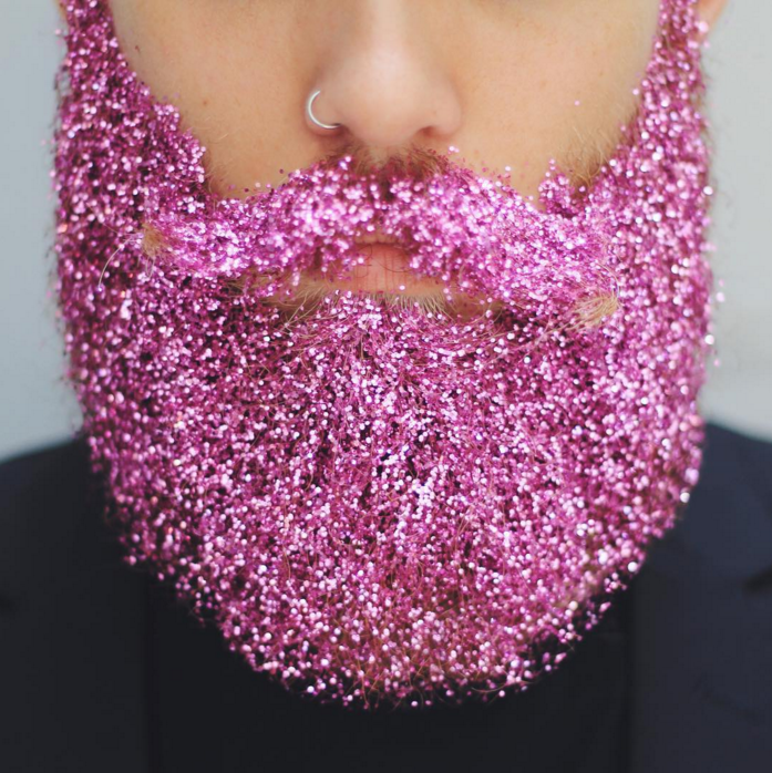 Barbas con purpurina