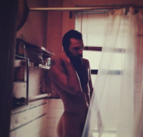 El modelo Phil Sullivan desnudo