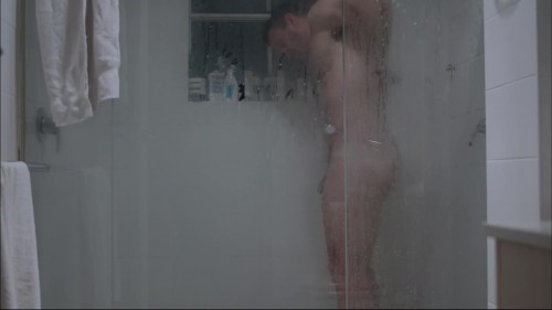 El jugador de rugby gay Brennan Bastyovanszky desnudo