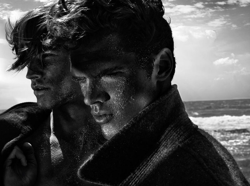 Modelos desnudos en 'Fucking Young'