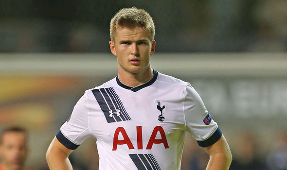 El futbolista Eric Dier desnudo