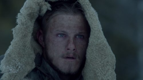 Alexander Ludwig desnudo