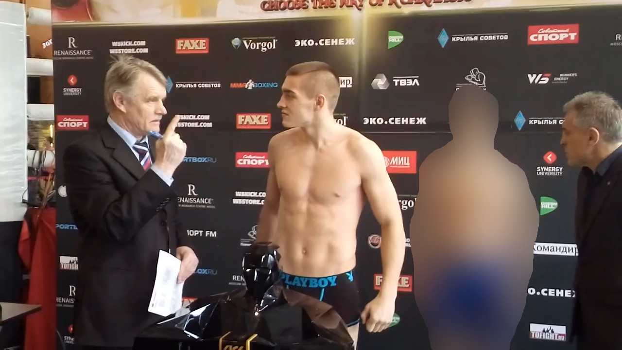 El boxeador Tadeas Ruzicka, desnudo